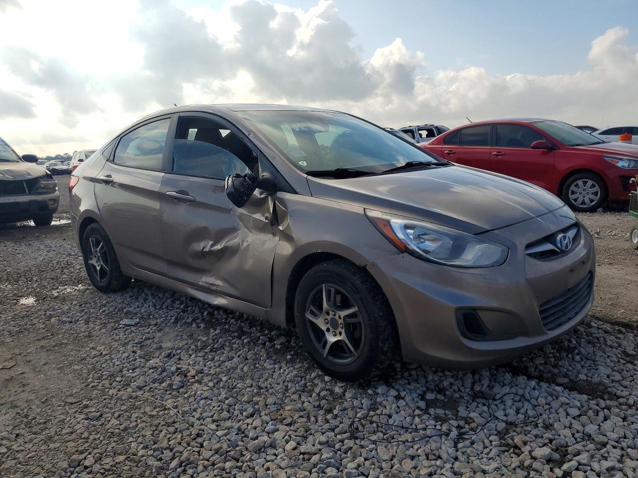Hyundai ACCENT Gls