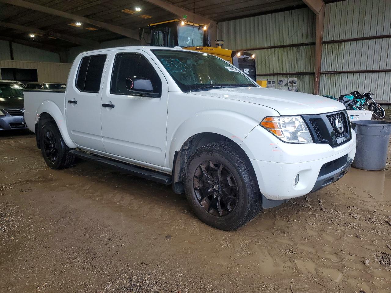 Nissan Frontier Sv