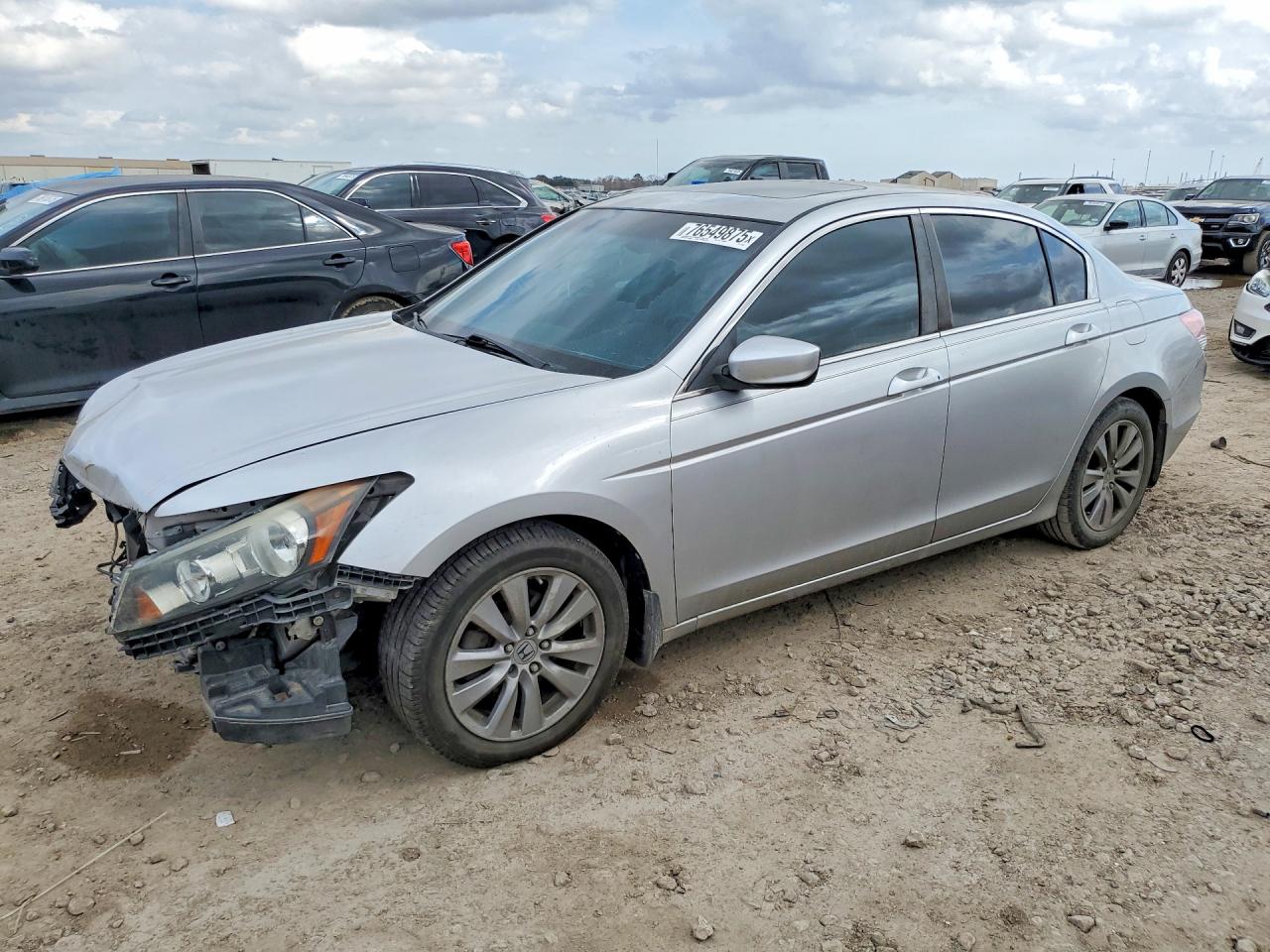 Salvage Honda Accord Image