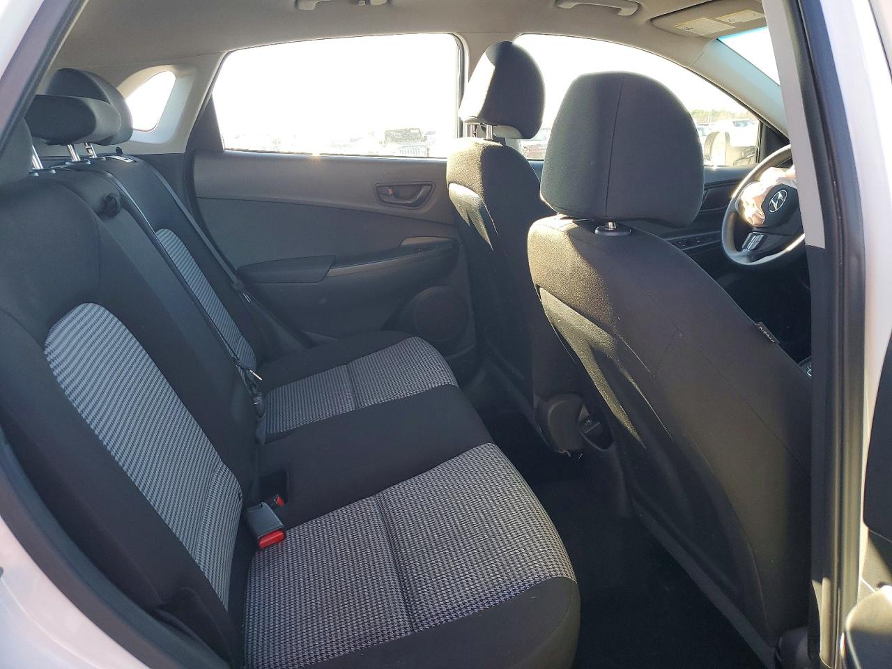 Hyundai KONA Se