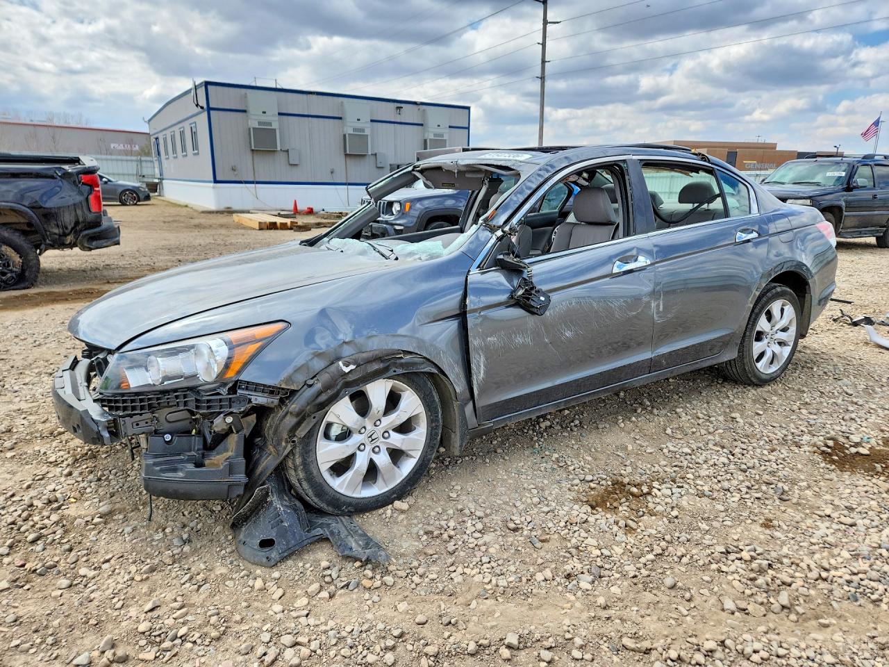 Salvage Honda Accord Image