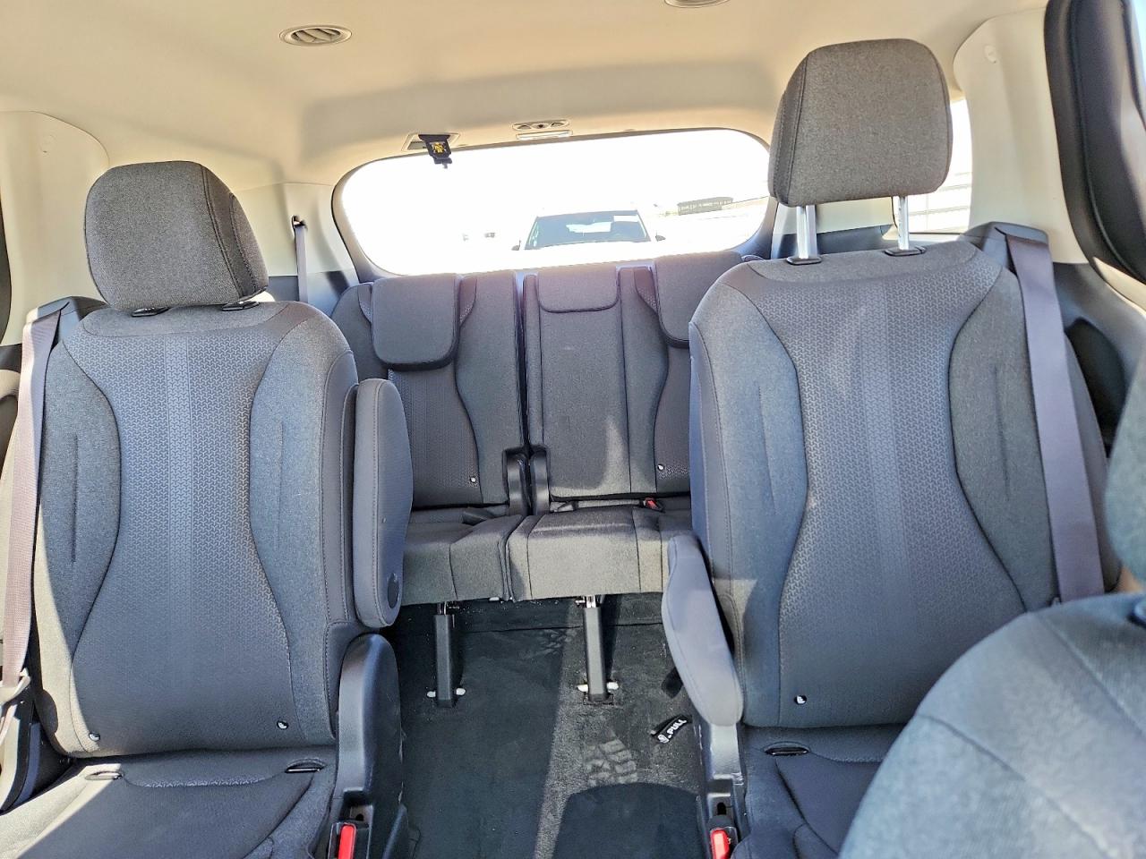 Kia Carnival Lx