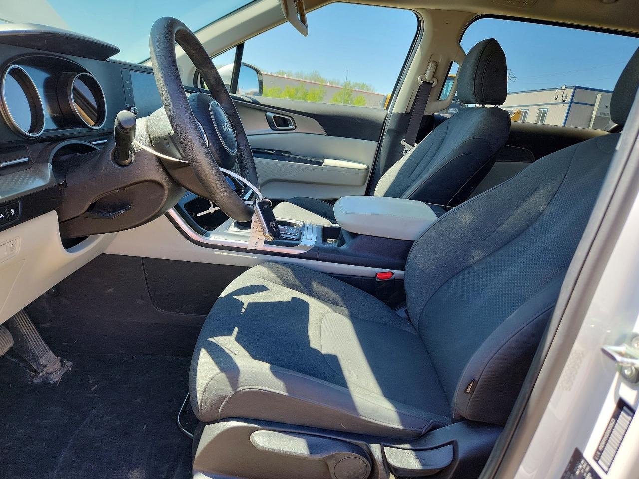 Kia Carnival Lx