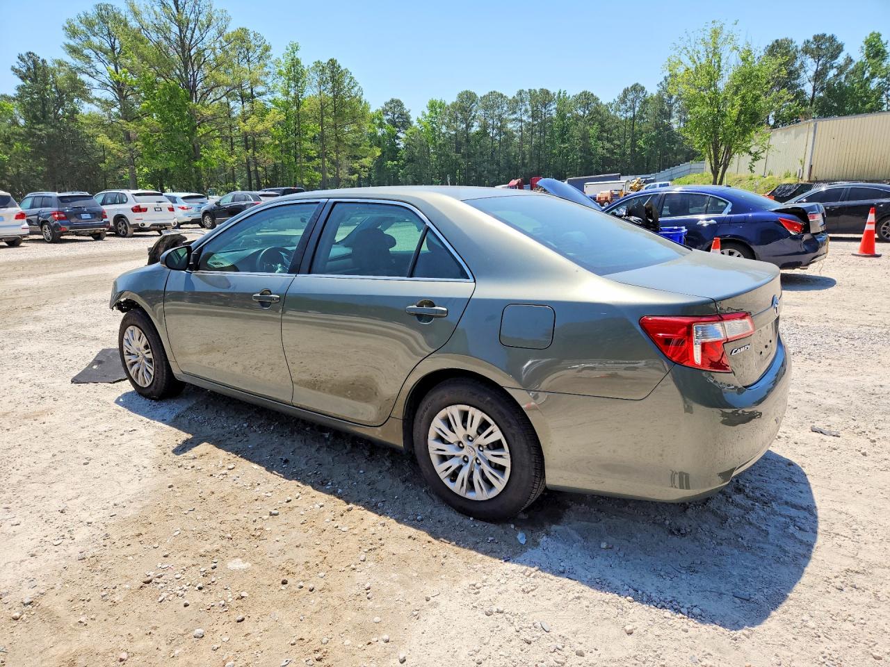 Toyota Camry L