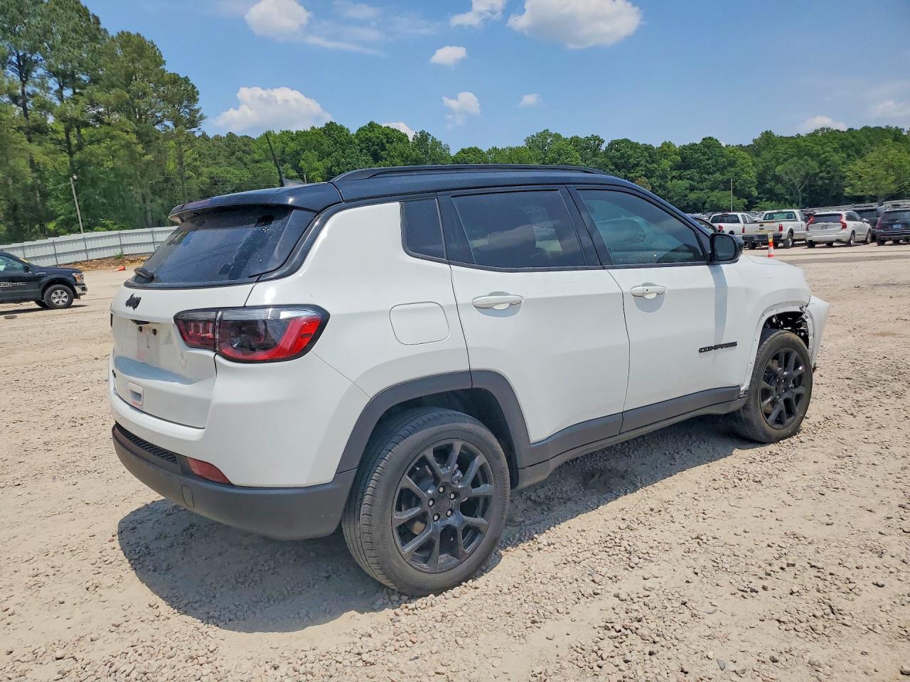 Jeep Compass Latitude