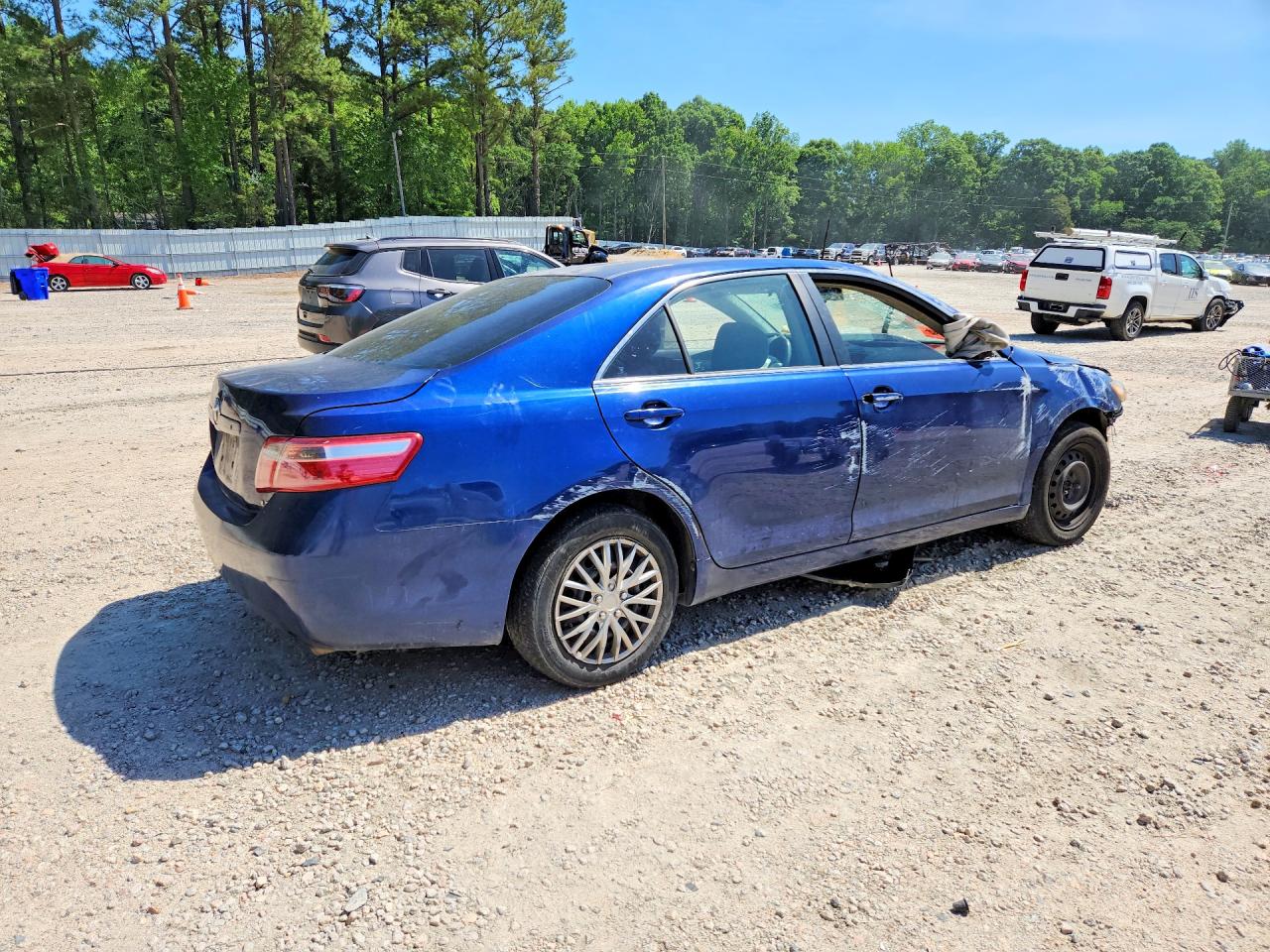 Toyota Camry Le V6