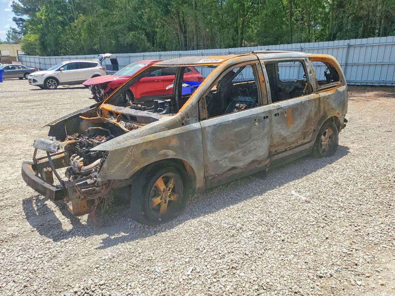 Salvage Dodge Caravan Image
