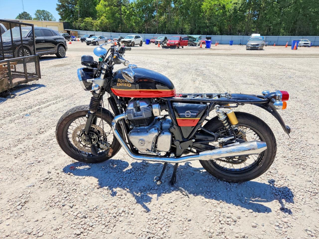 Royal Enfield Motors Int 650