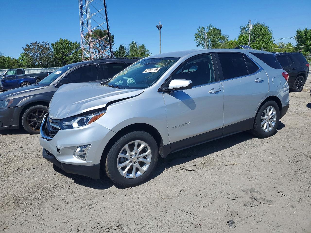 Salvage Chevrolet Equinox Image