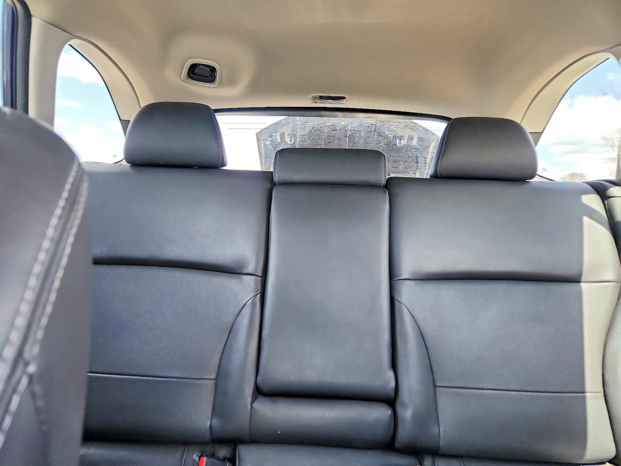Subaru Outback 3.6r Limited