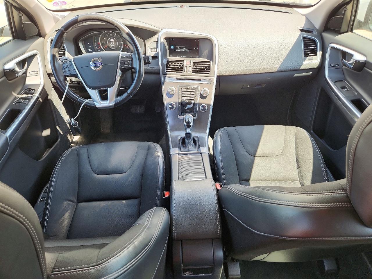 Volvo XC60 T5
