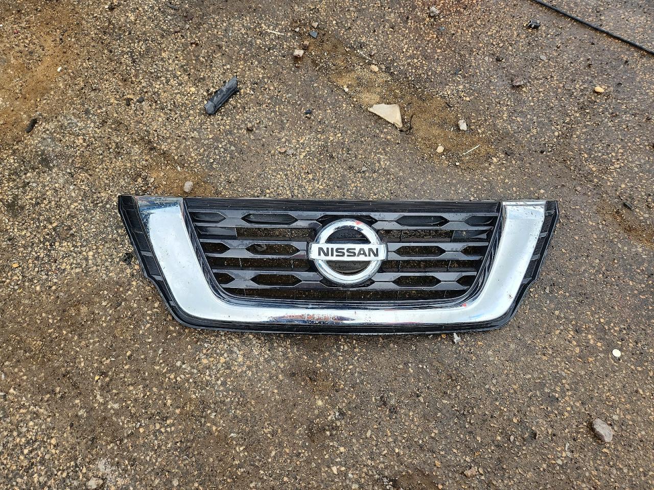 Nissan Pathfinder Sv