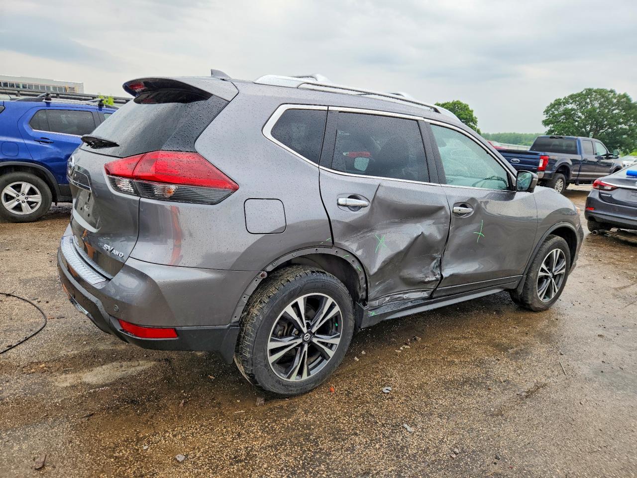 Nissan Rogue Sv