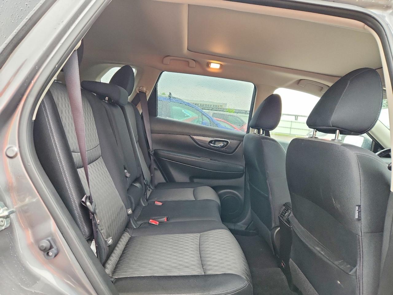 Nissan Rogue Sv