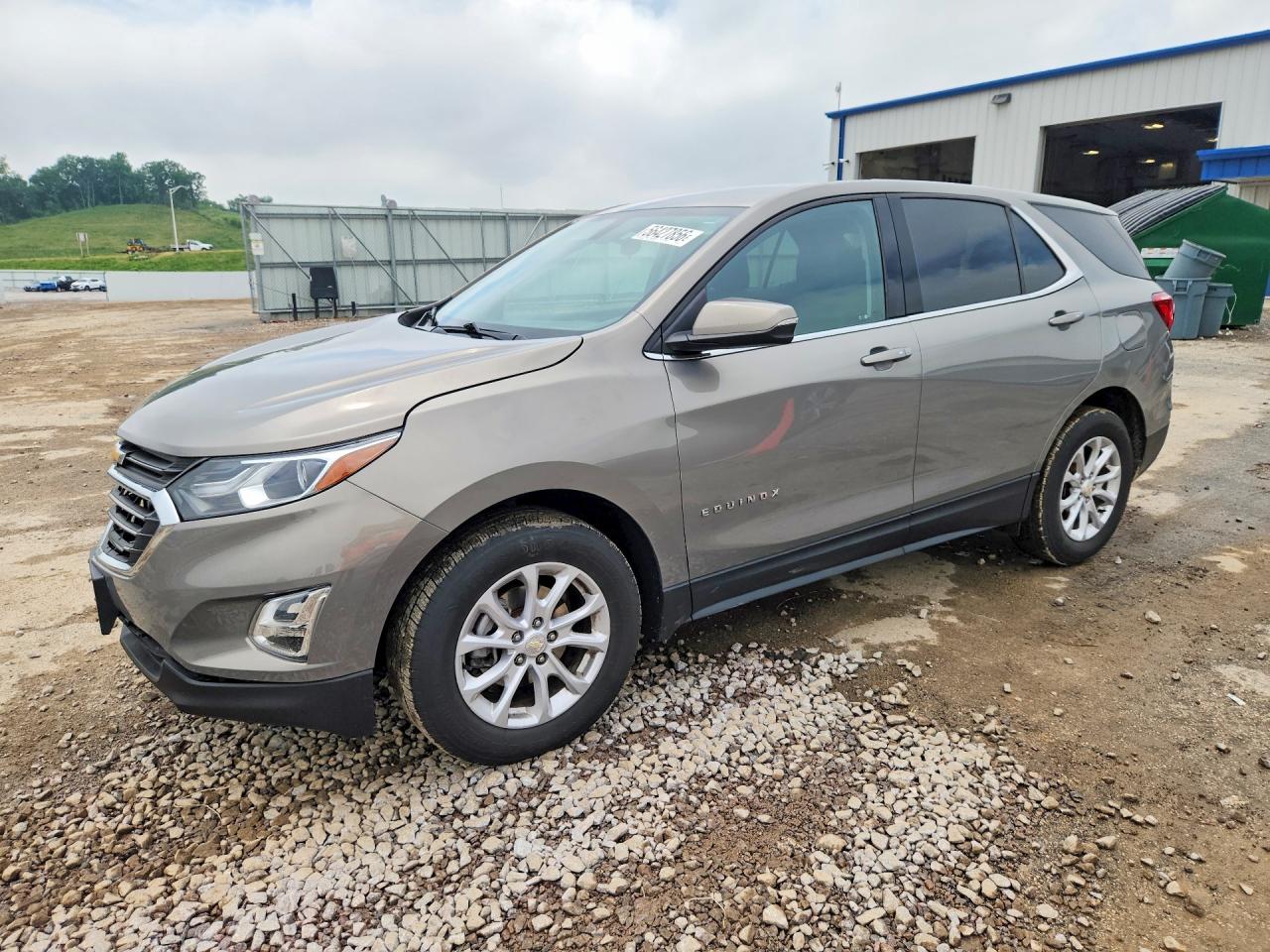 Salvage Chevrolet Equinox Image