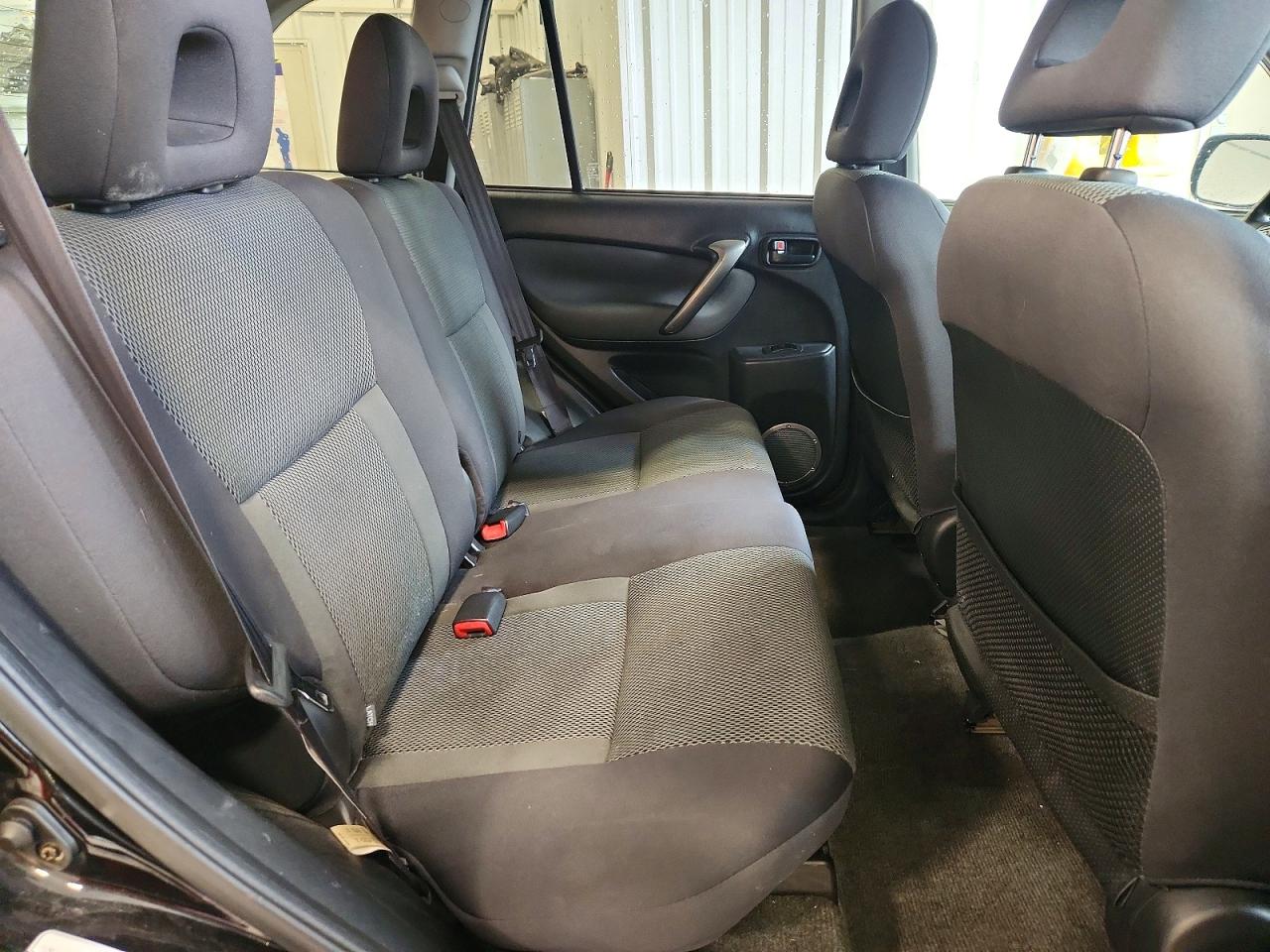 Toyota RAV4 Base
