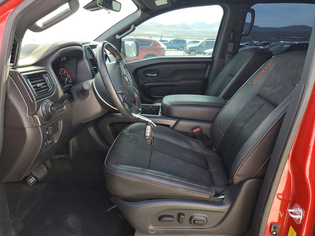 Nissan Titan Pro-4x