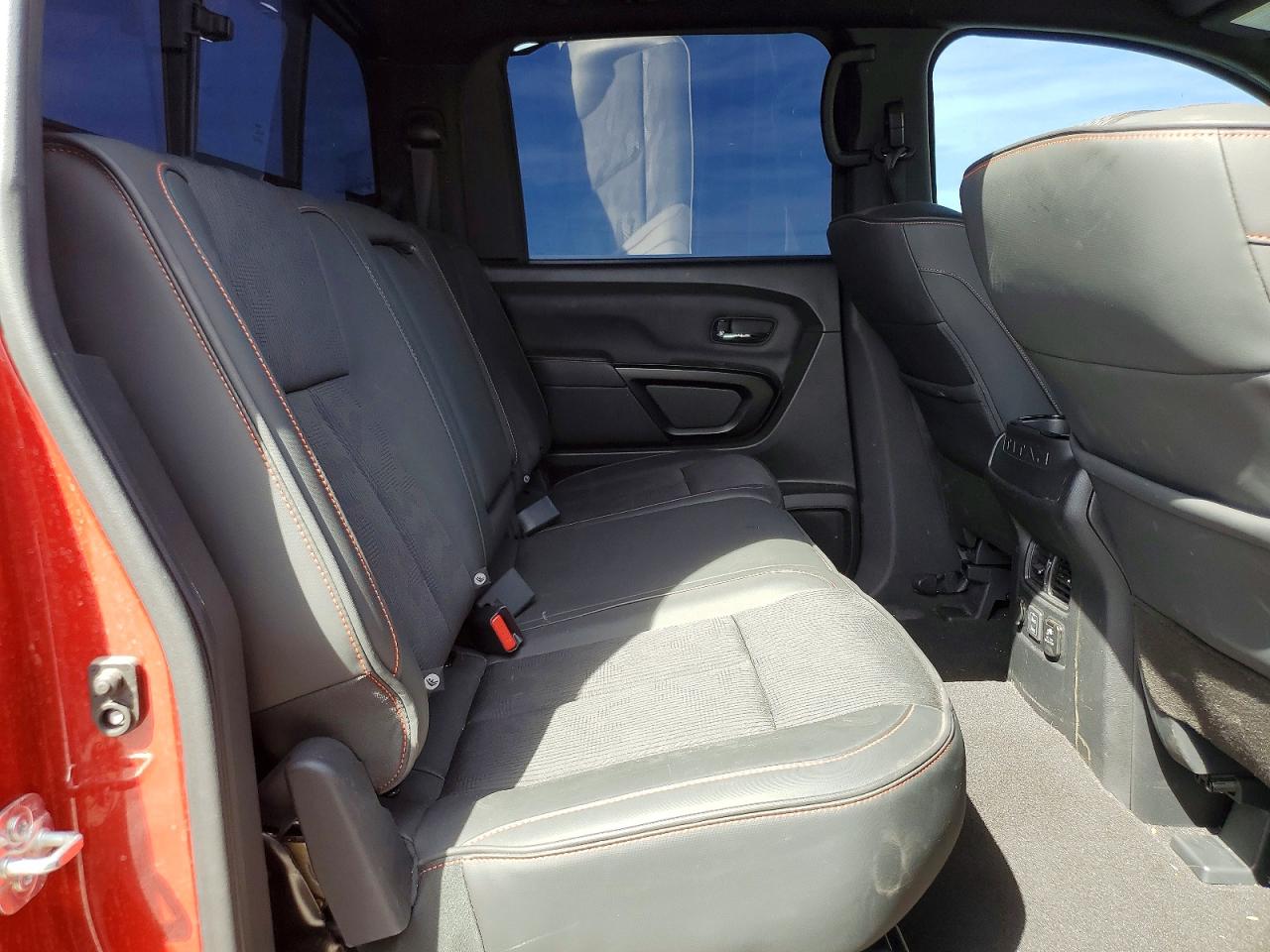 Nissan Titan Pro-4x