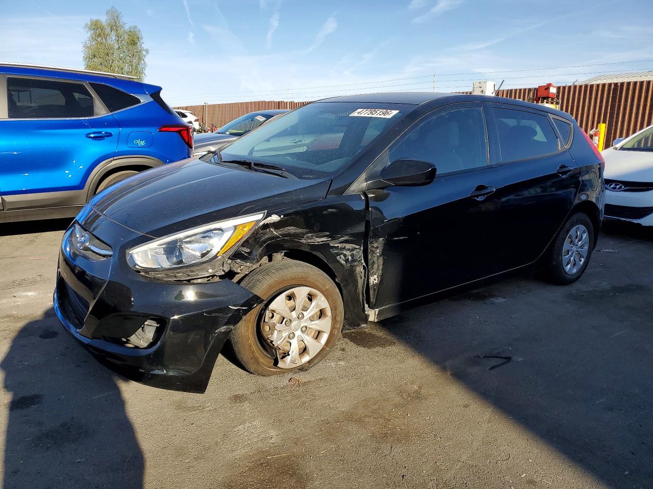 Salvage Hyundai ACCENT Image