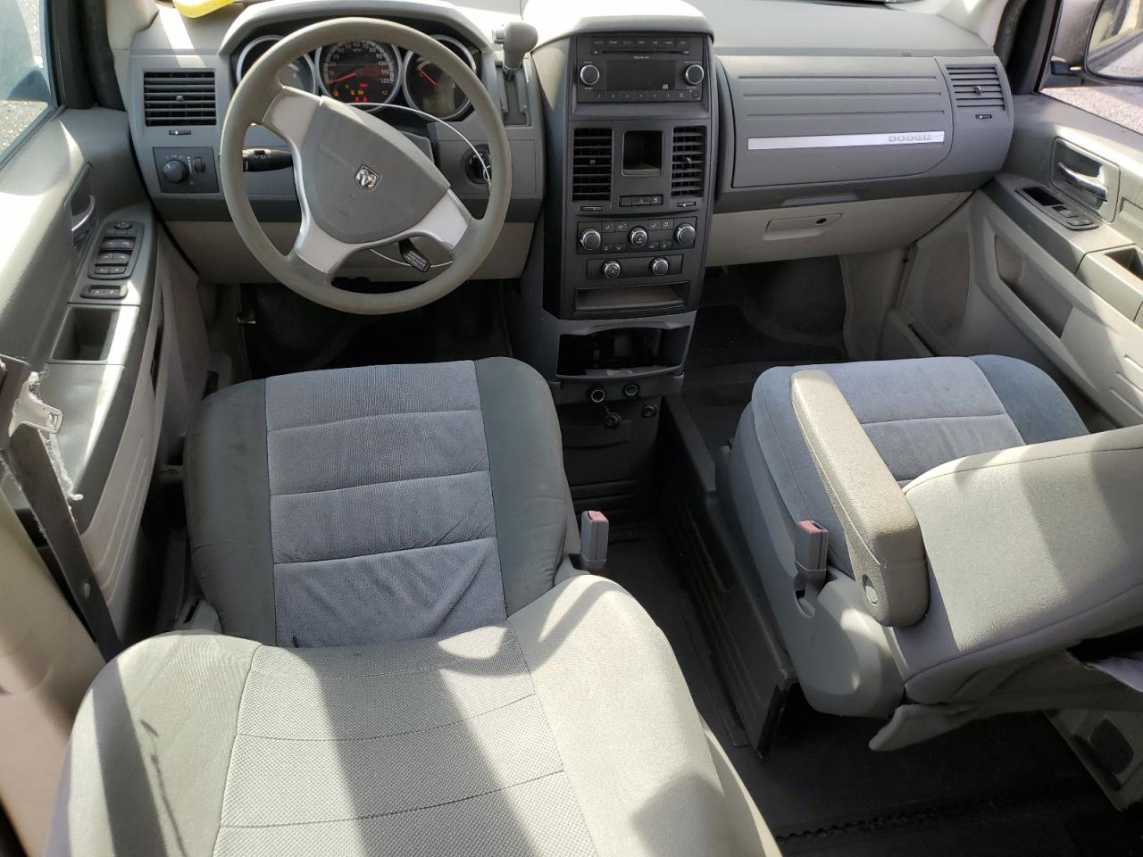 Dodge Caravan Se