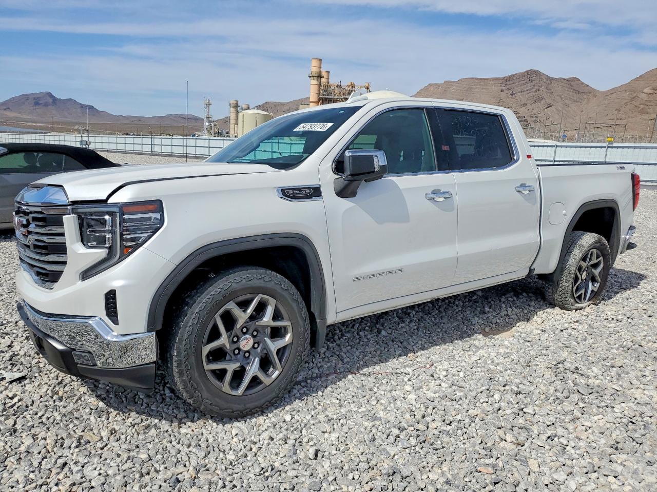 Salvage GMC Sierra Image