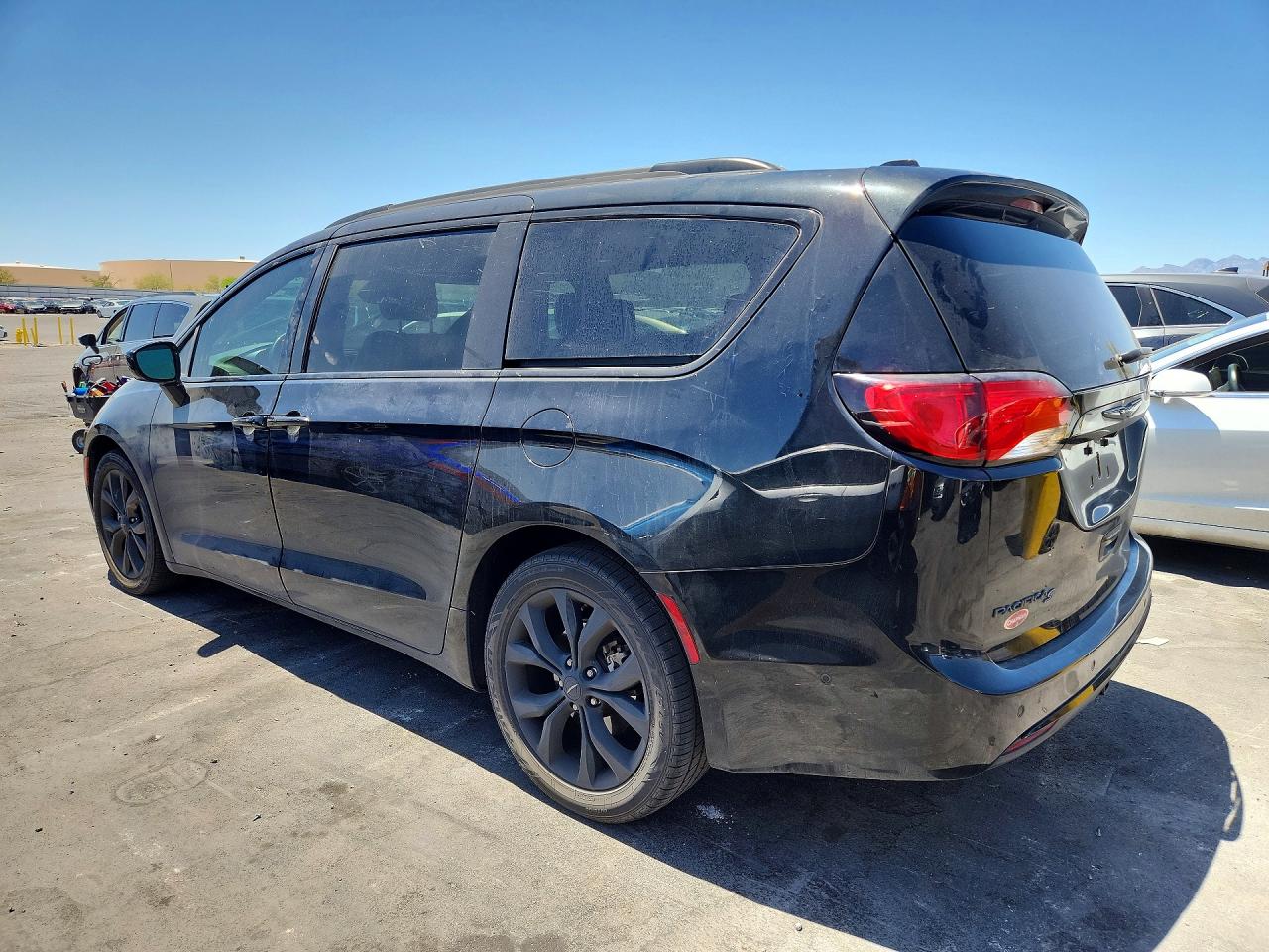 Chrysler Pacifica Touring L Plus
