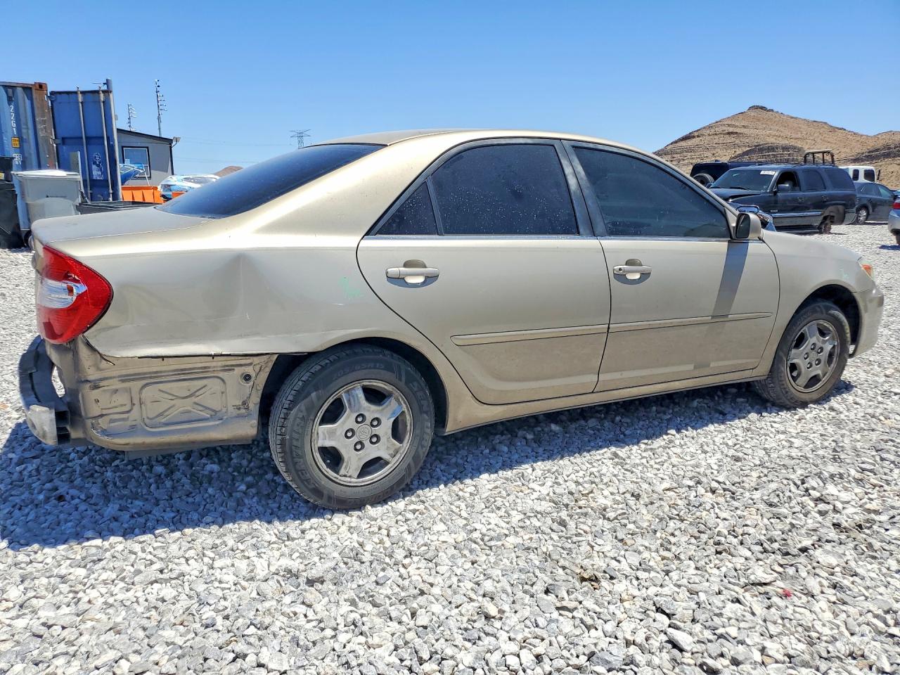 Toyota Camry Le V6