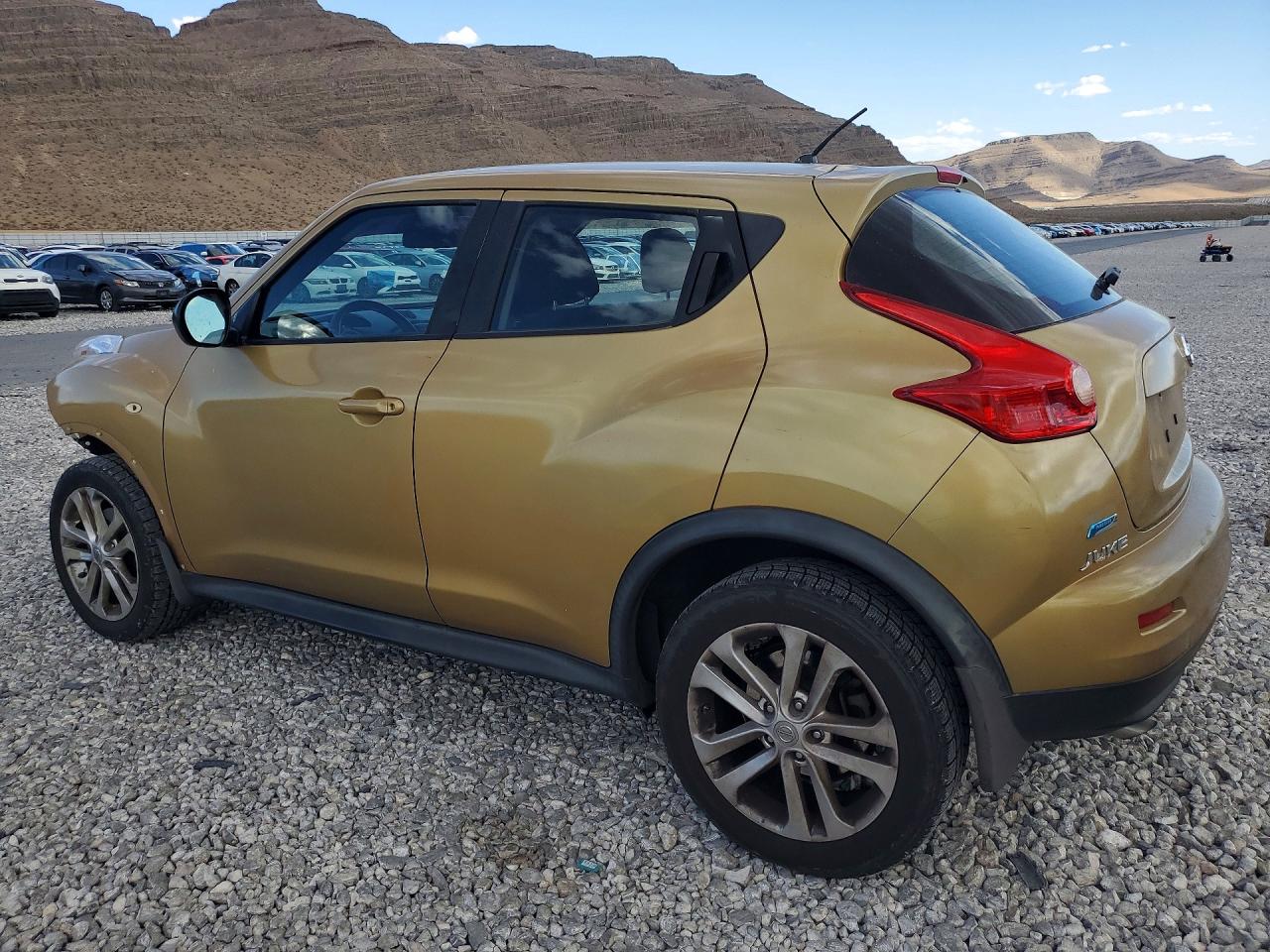 Nissan JUKE S