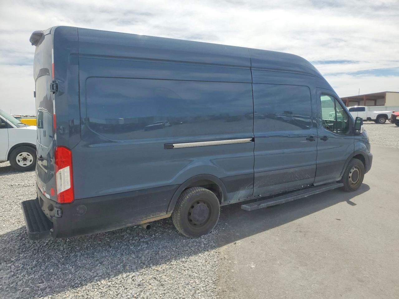 Ford Transit T-250