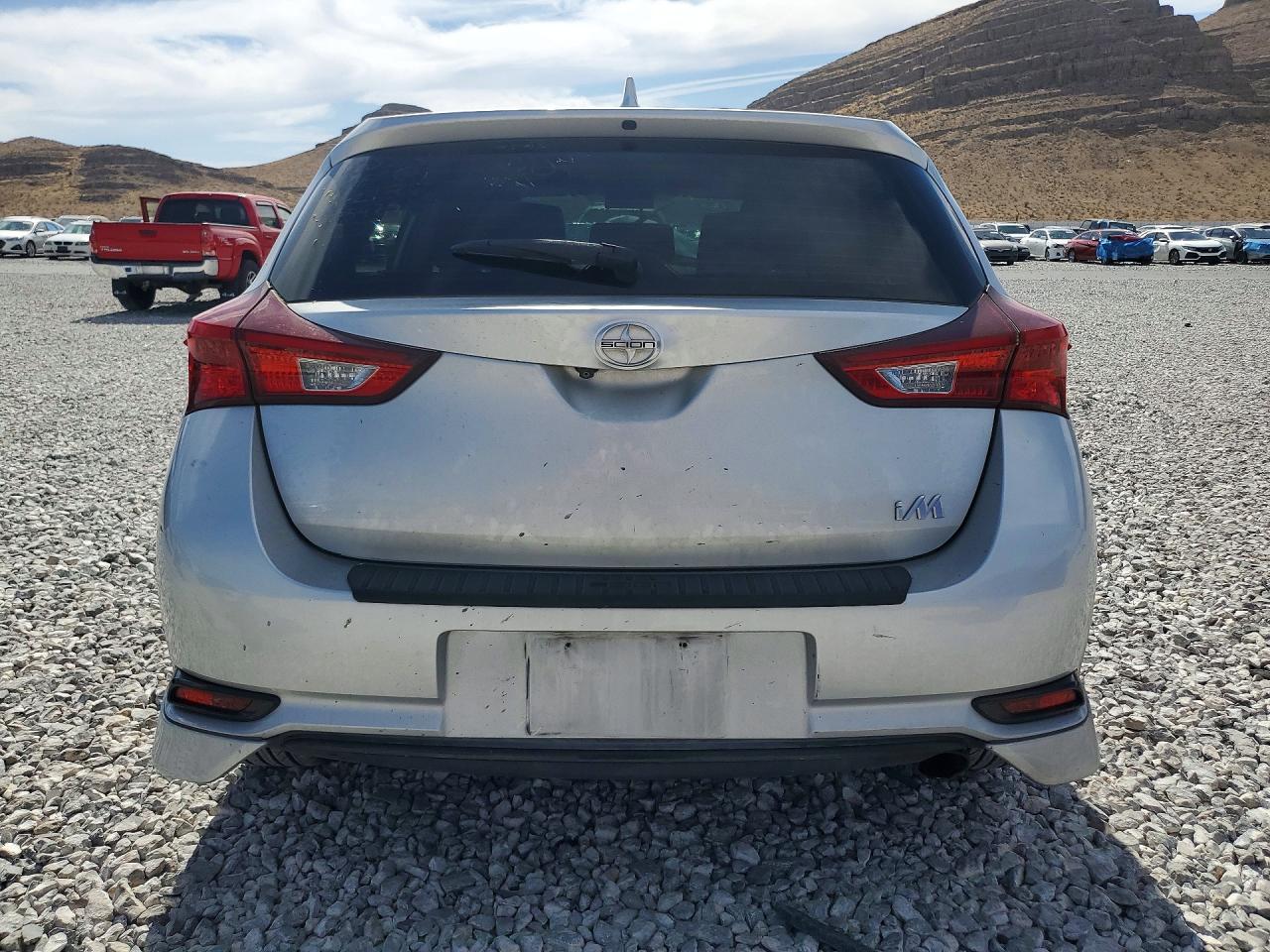 Scion iM Base