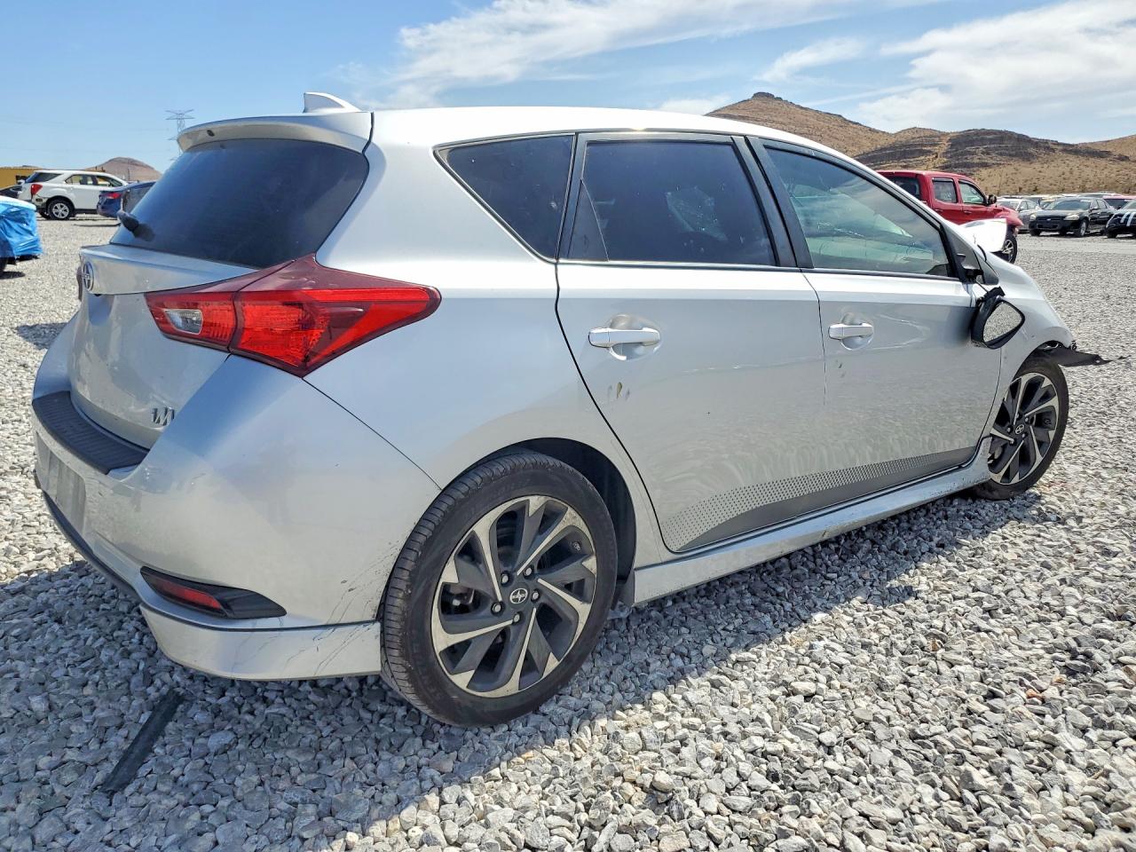 Scion iM Base