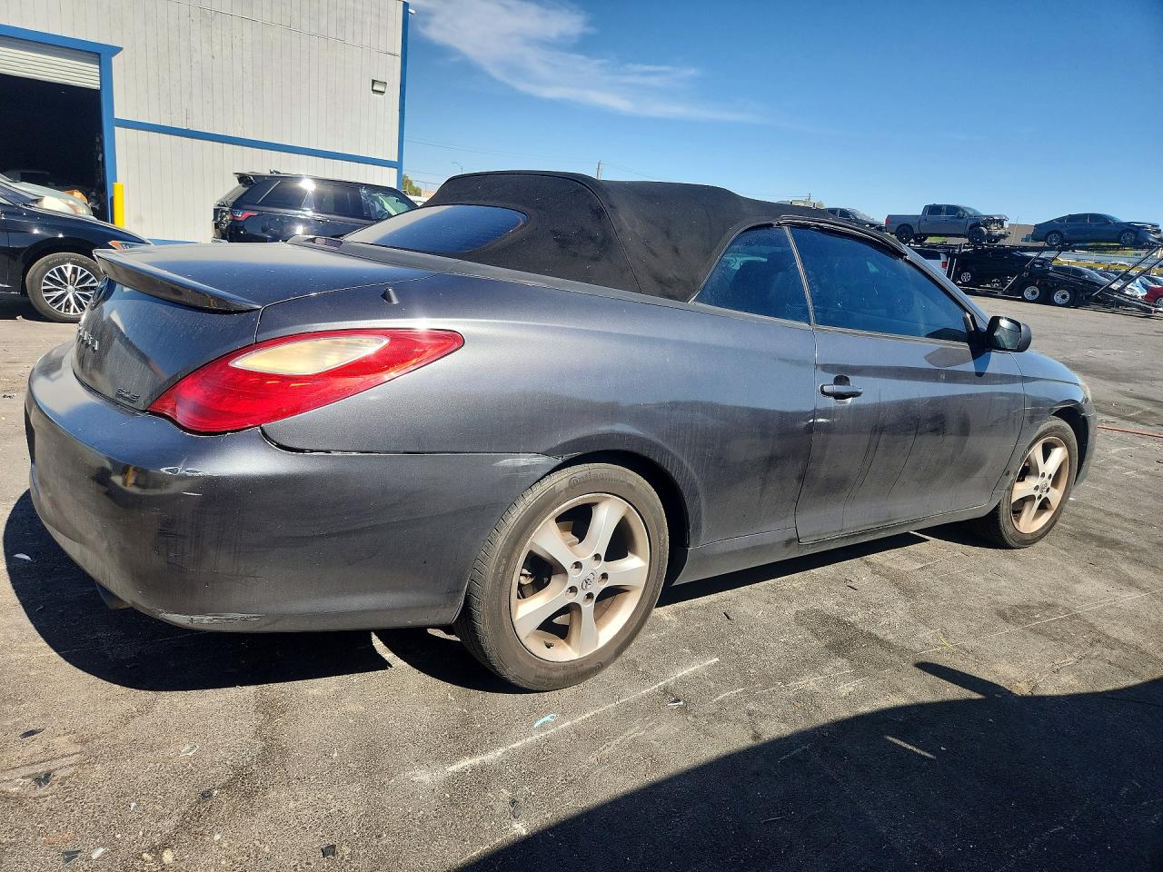 Toyota Camry Sle V6
