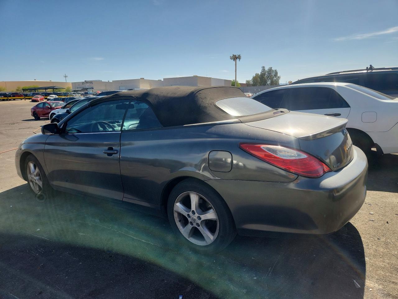 Toyota Camry Sle V6
