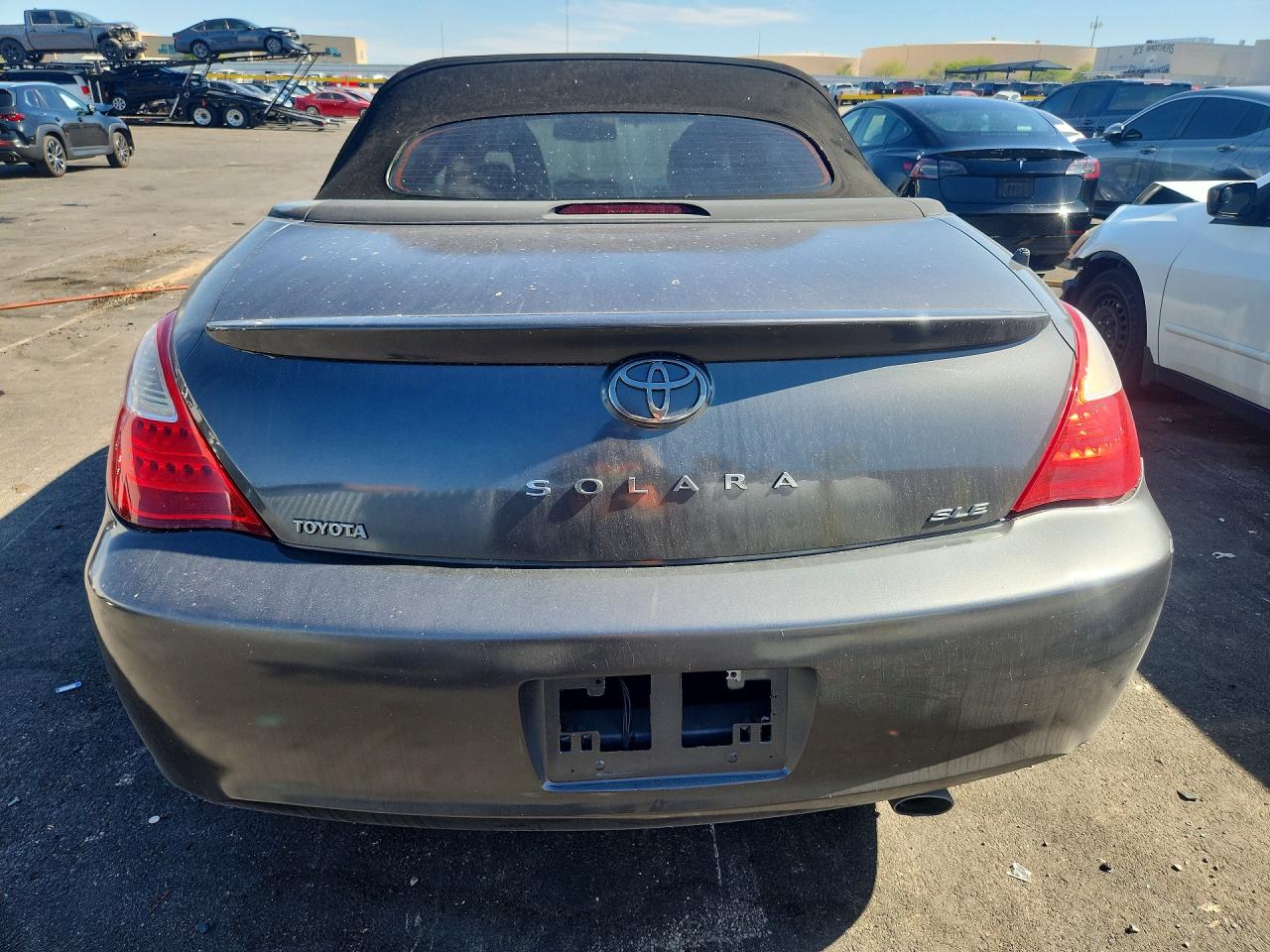 Toyota Camry Sle V6