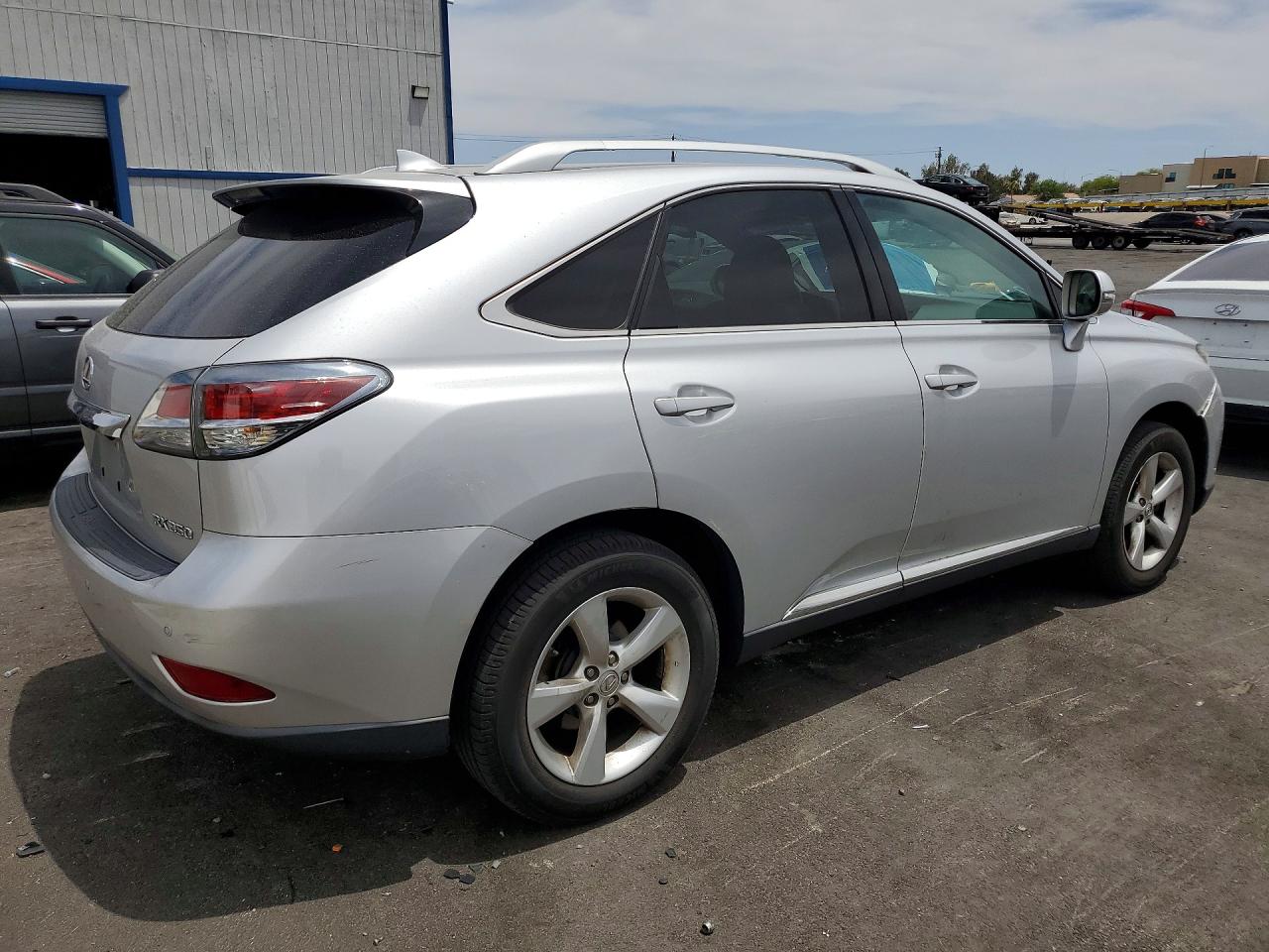 Lexus RX Base