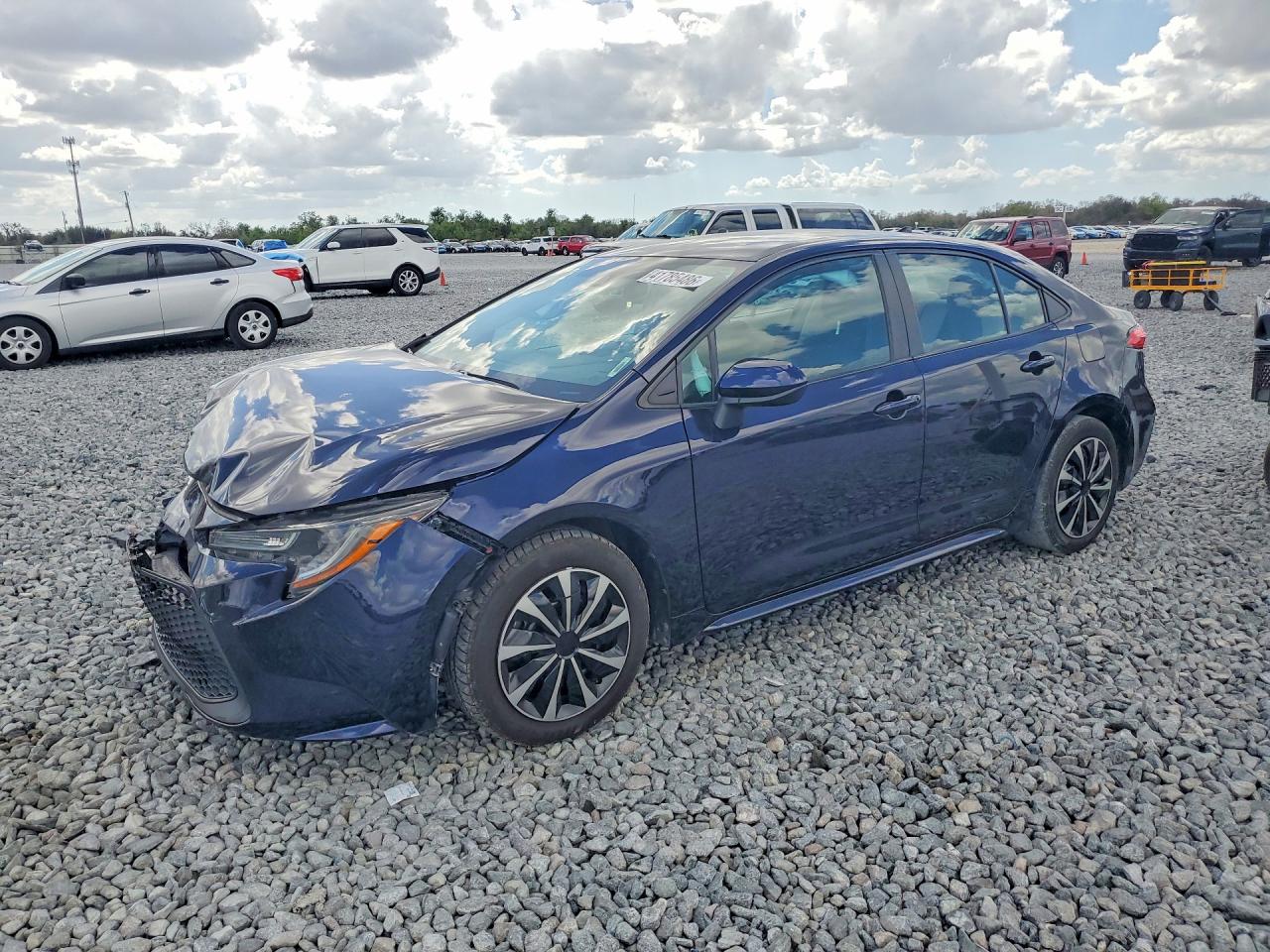 Salvage Toyota Corolla Image
