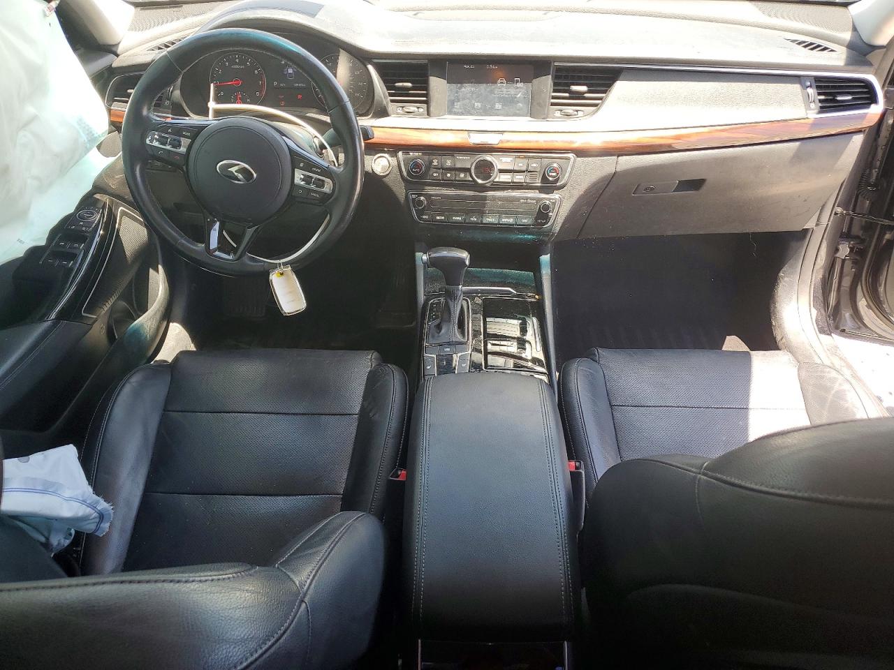 Kia Cadenza Premium