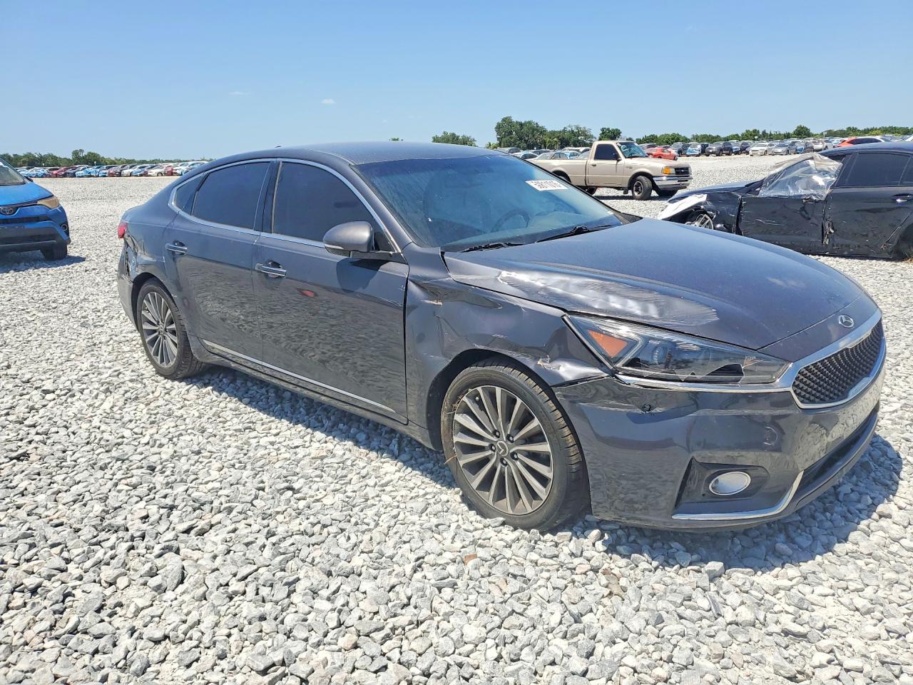 Kia Cadenza Premium