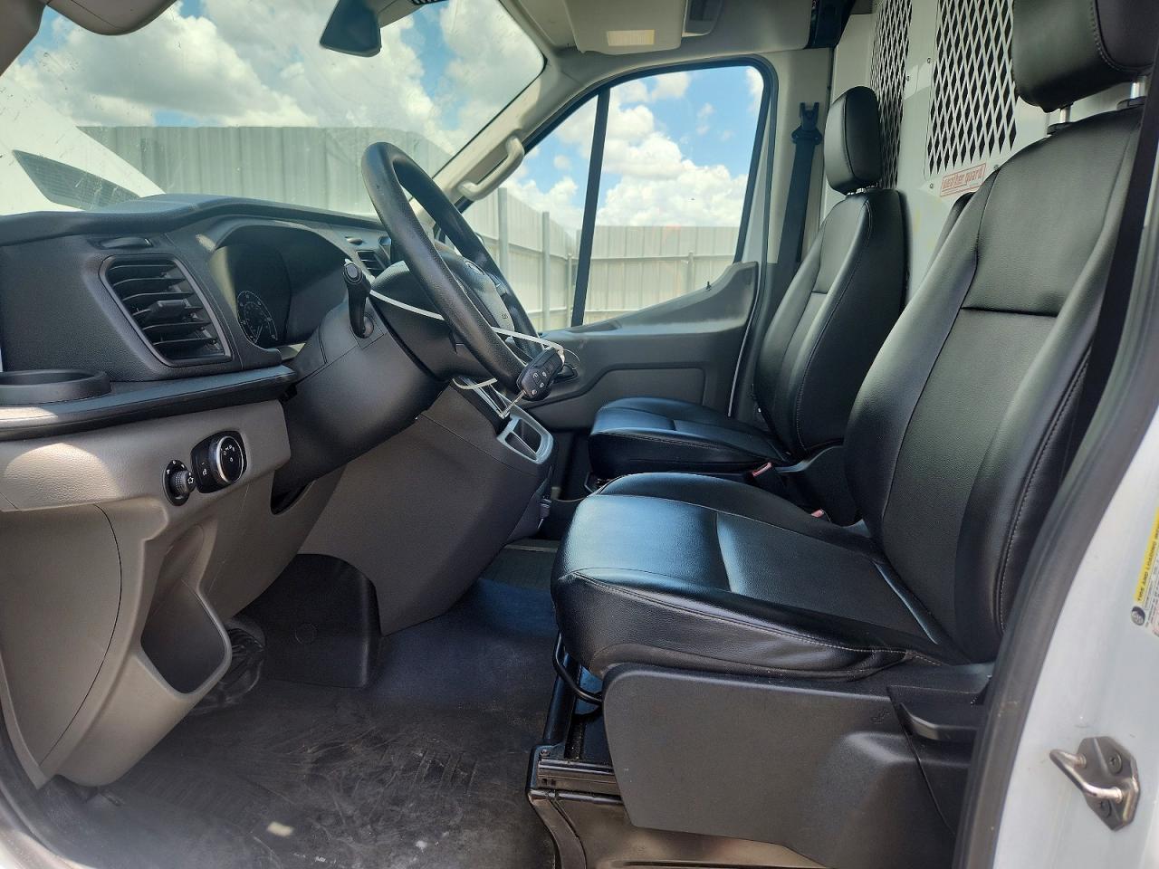 Ford Transit T-250