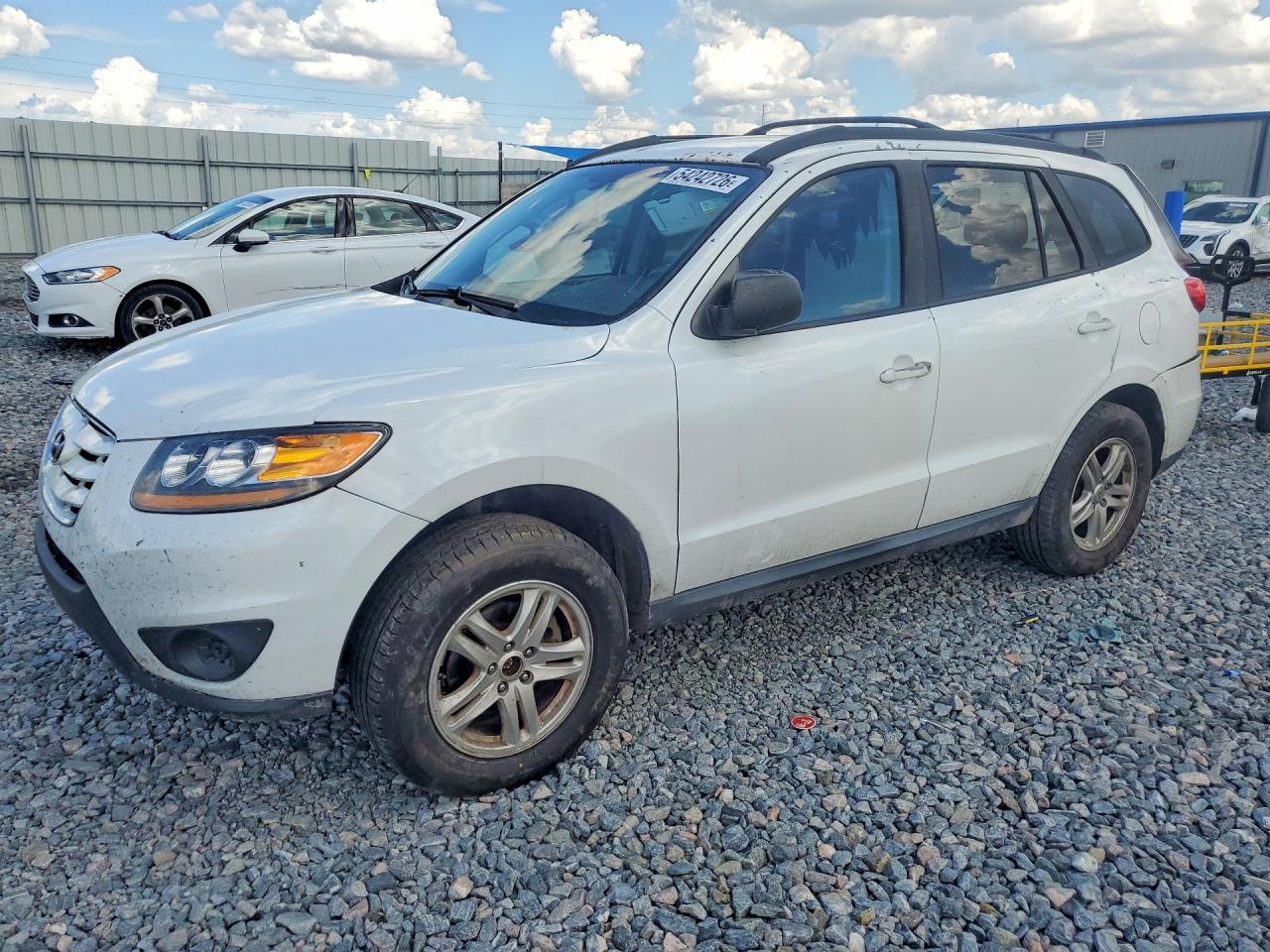 Salvage Hyundai SANTA FE Image