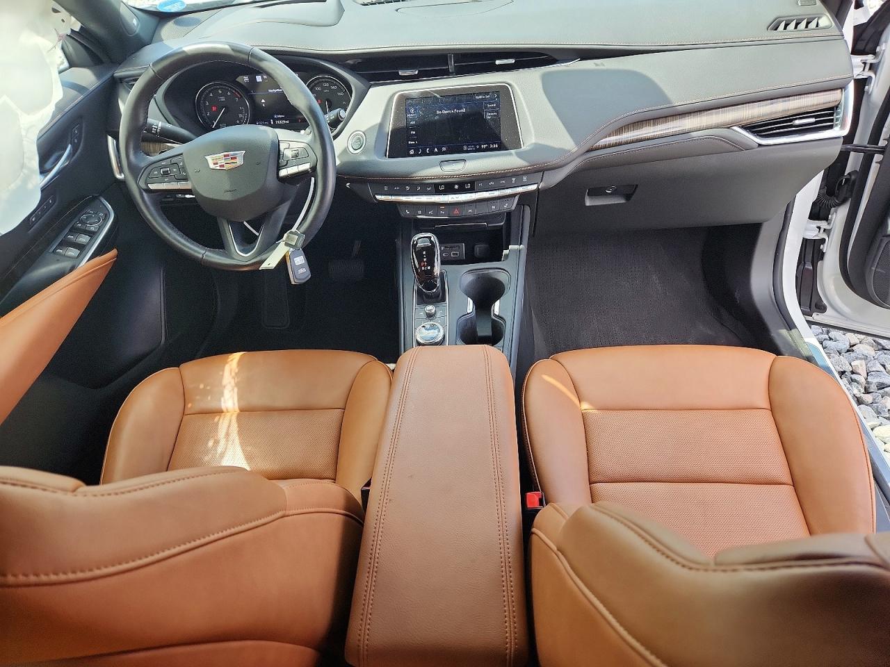 Cadillac XT4 Premium Luxury