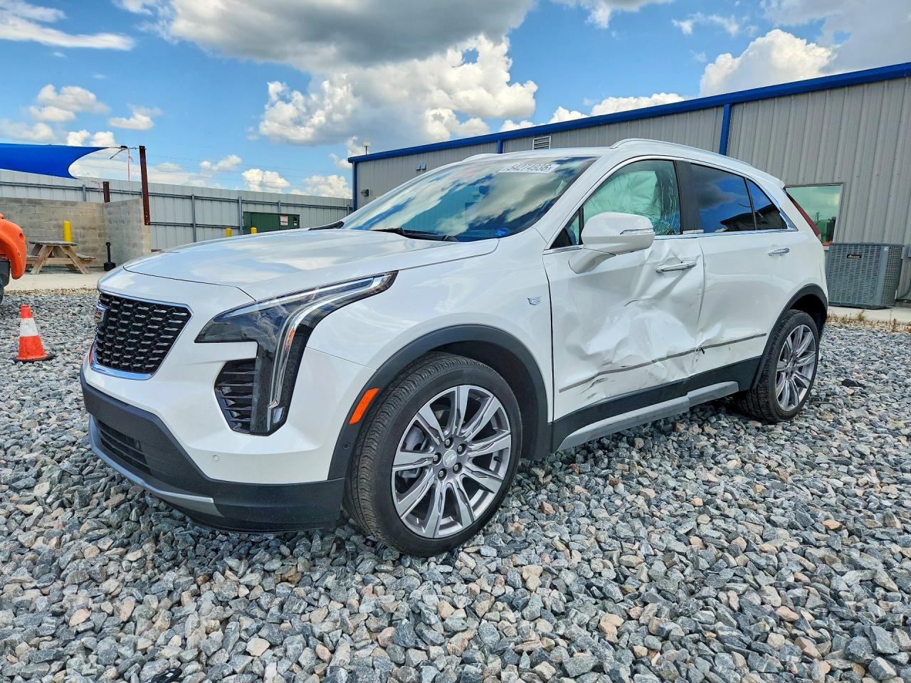 Salvage Cadillac XT4 Image