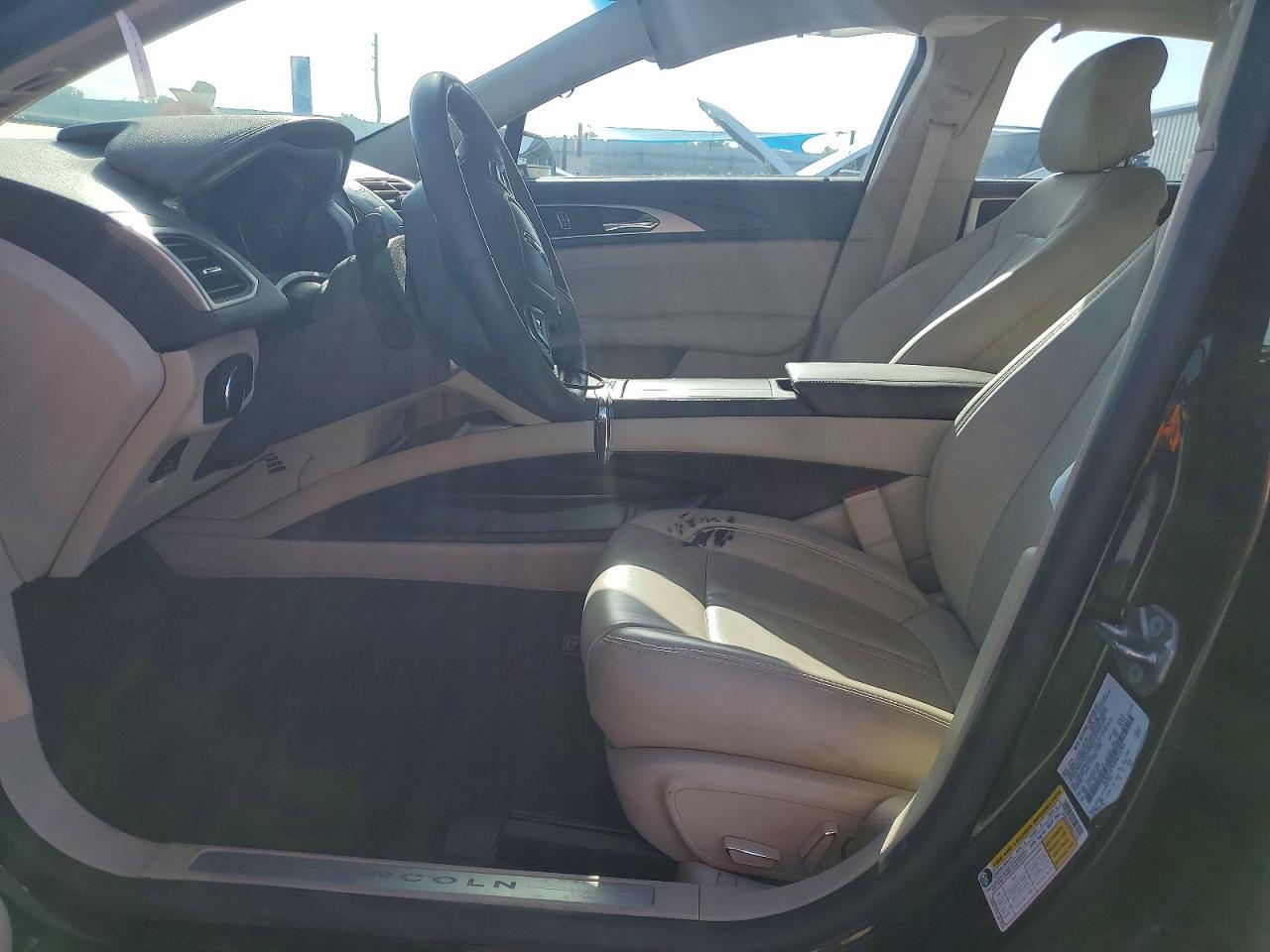 Lincoln MKZ Reserve I