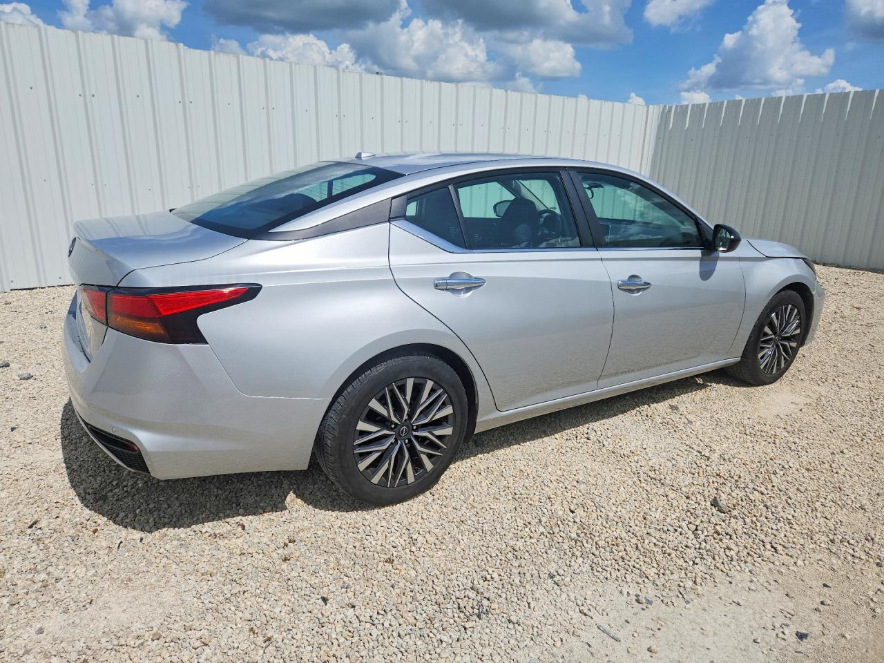 Nissan Altima Sv