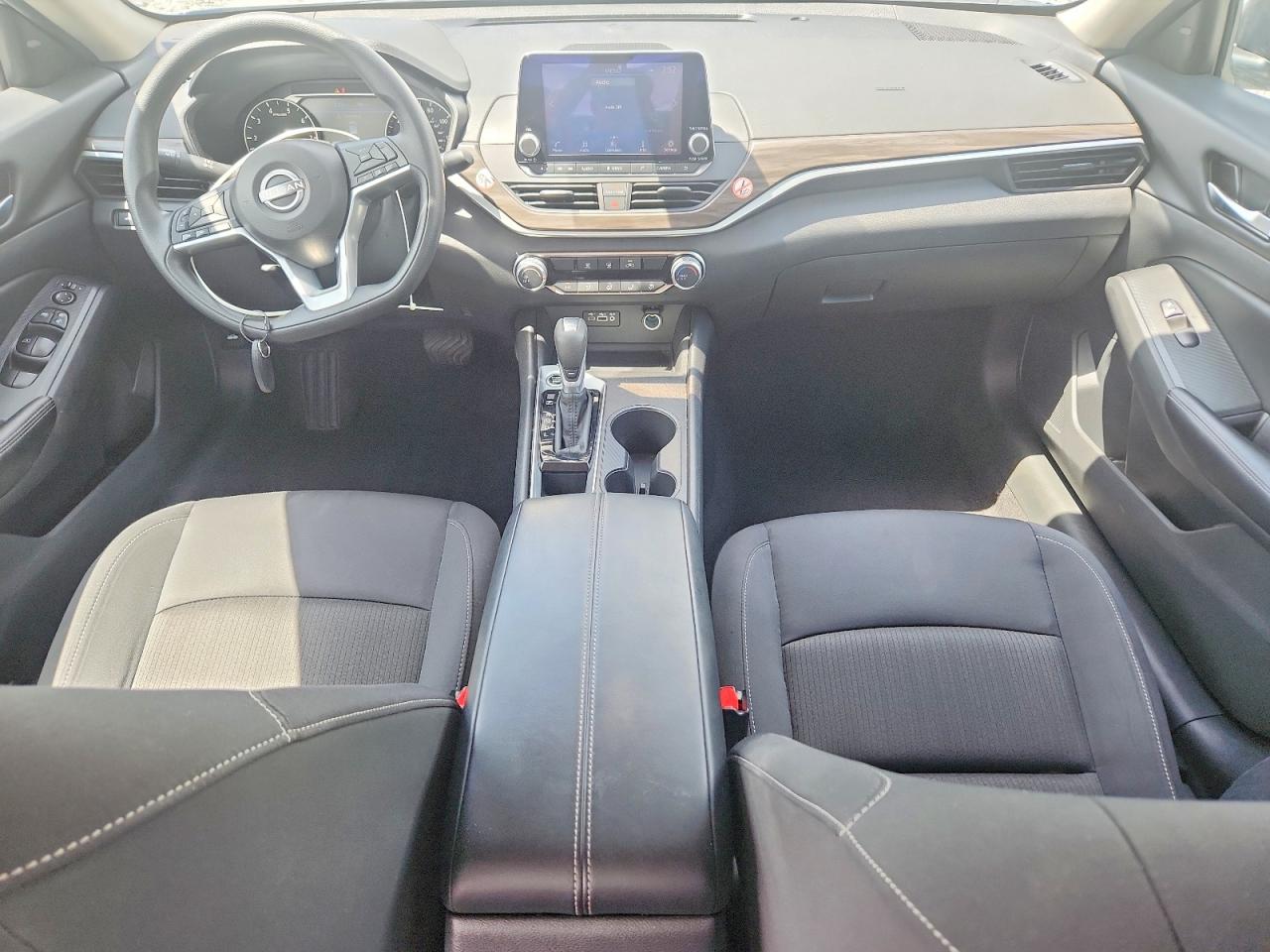 Nissan Altima Sv