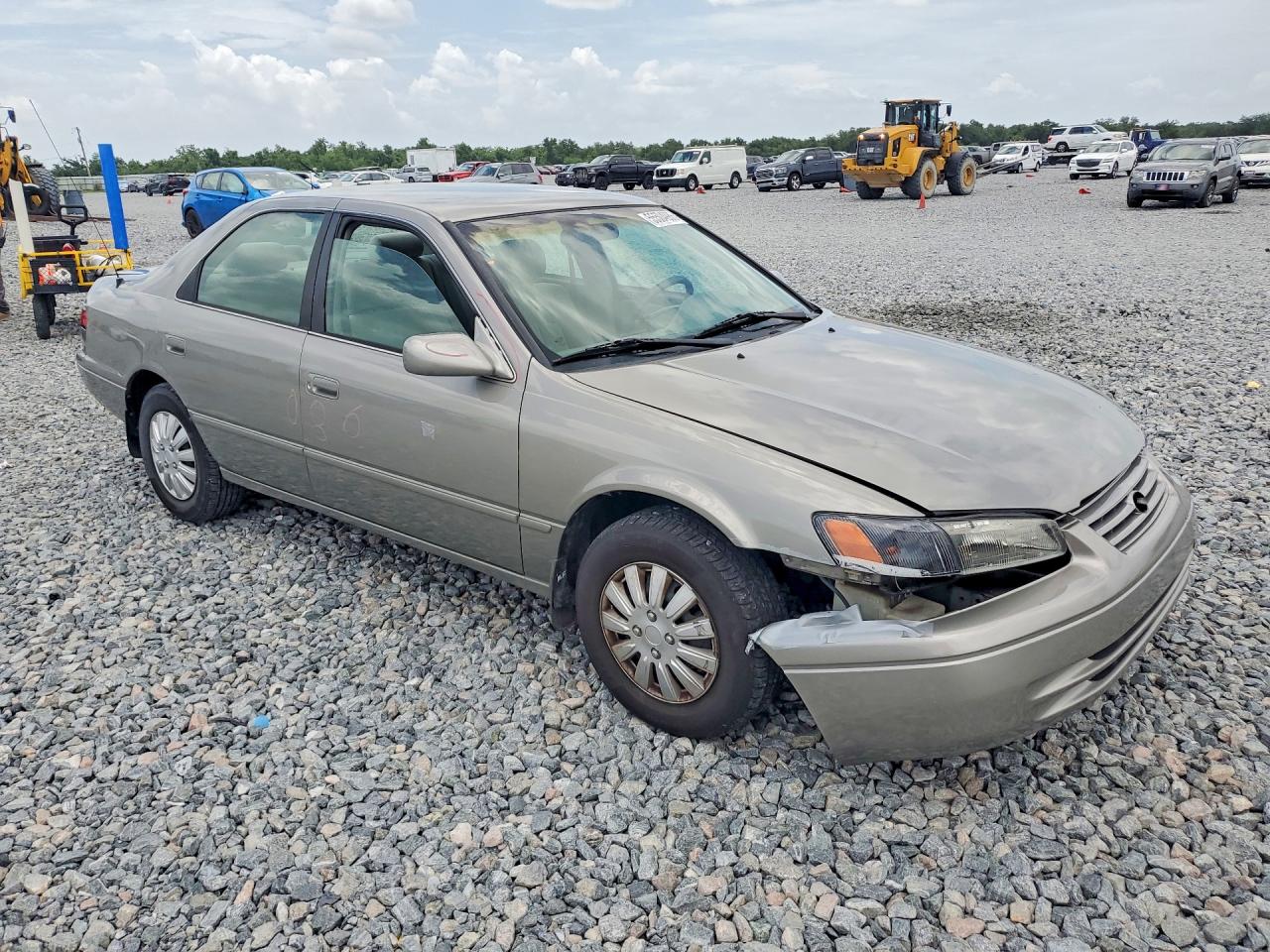 Toyota Camry Ce