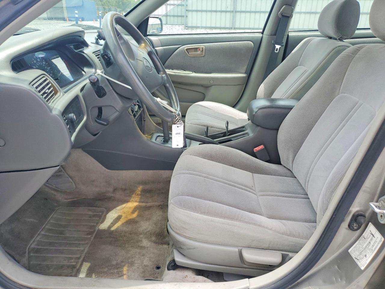 Toyota Camry Ce