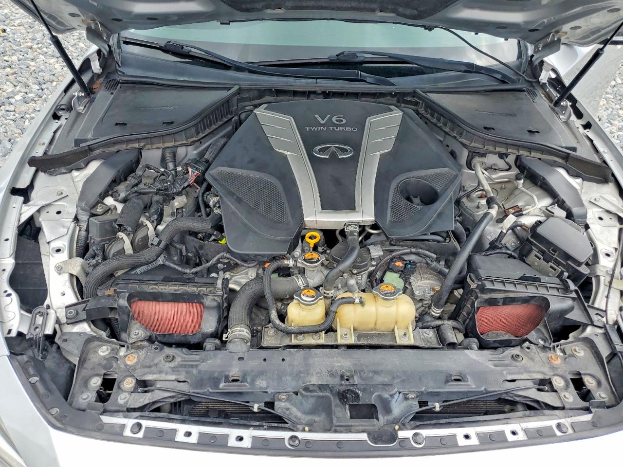 INFINITI Q50 Sport