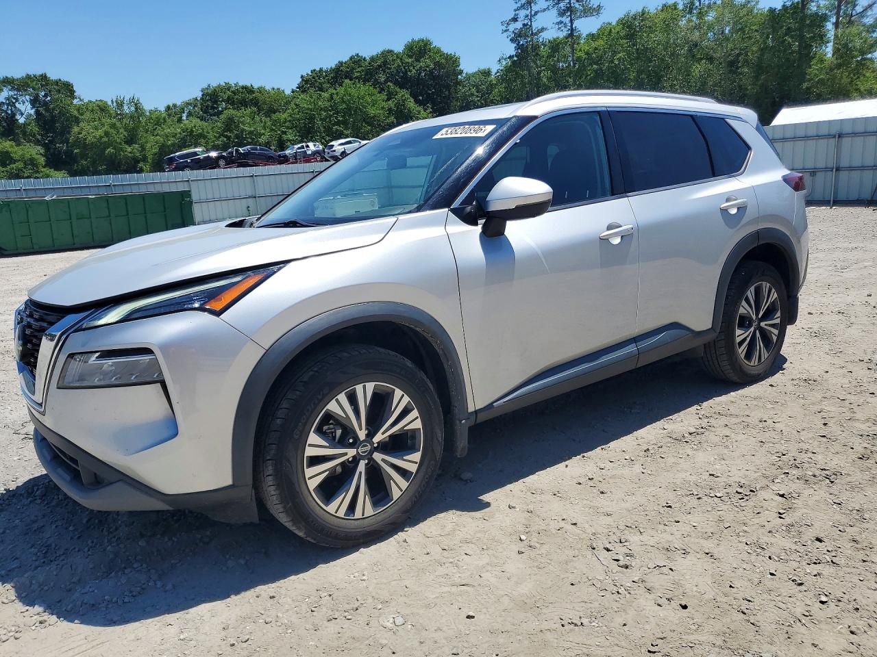 Salvage Nissan Rogue Image