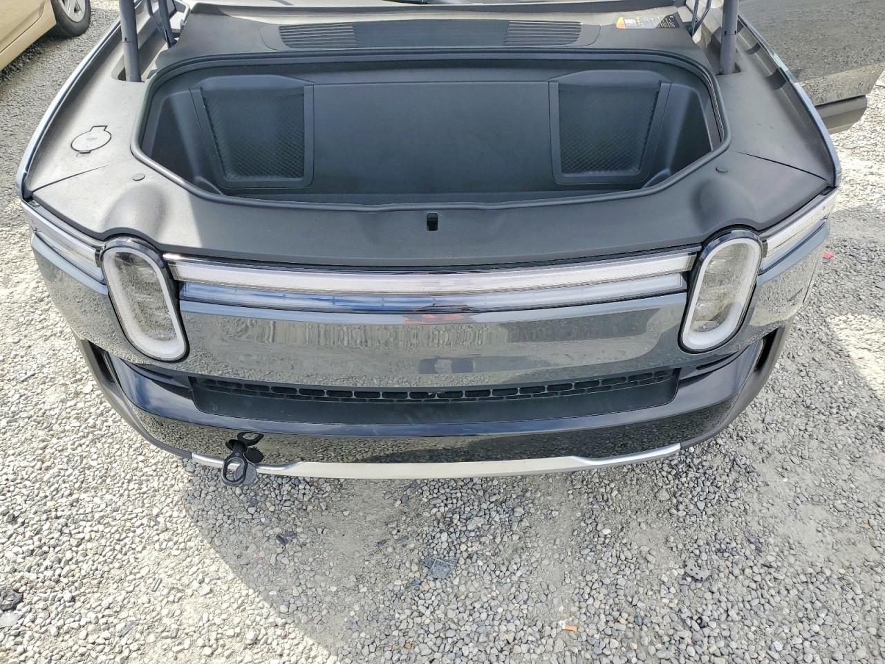 Rivian Ris Adventure
